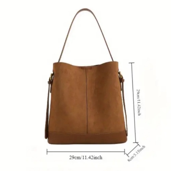 NWT Slouchy Bucket Bag Light Brown W Makeup Bag - Picture 3 of 13